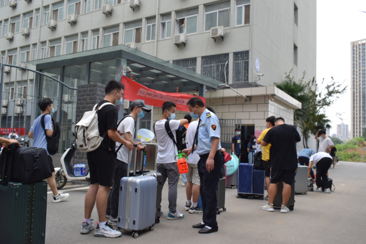 clip_image001.jpg clip_image001.jpg