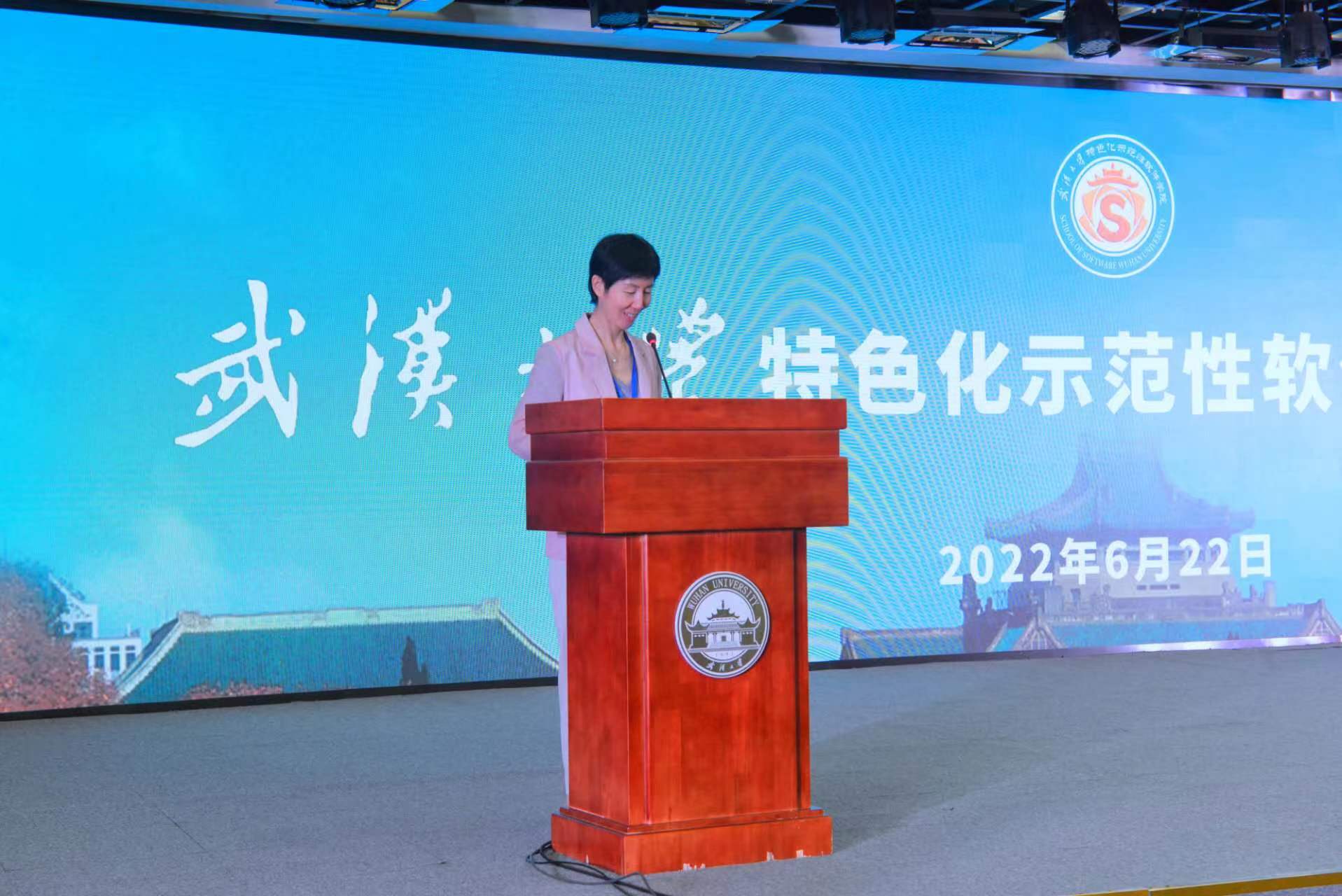 clip_image001.jpg clip_image001.jpg