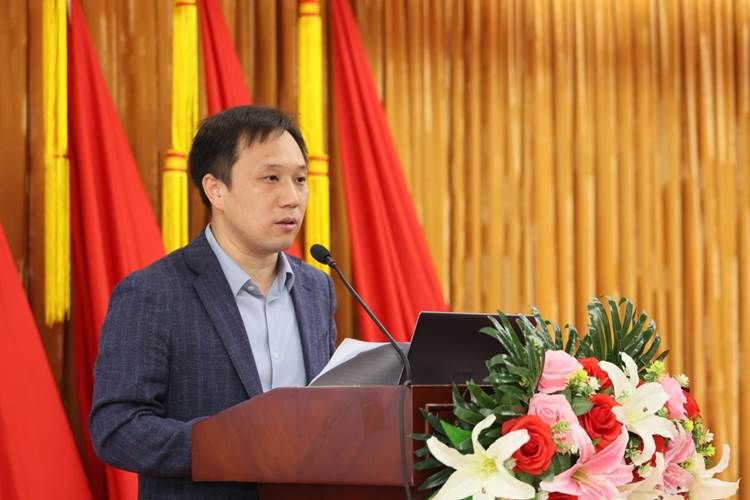 足球欧洲杯
夏桂松？