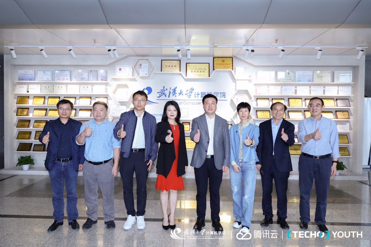 clip_image005.jpg clip_image005.jpg