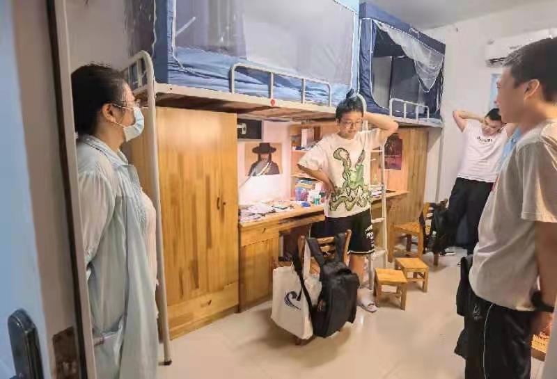 clip_image013.jpg clip_image013.jpg